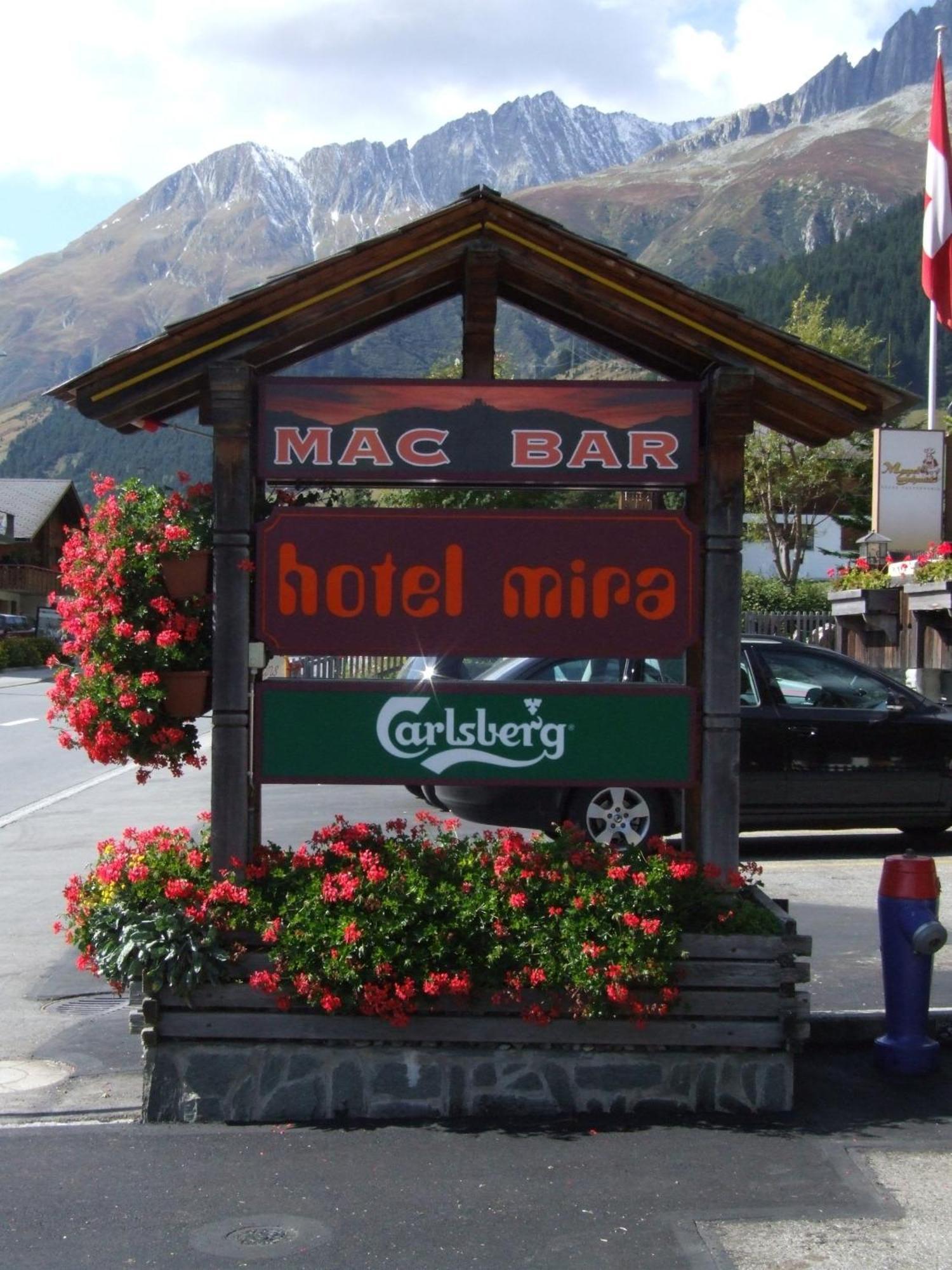 Hotel Mira Sedrun Kültér fotó