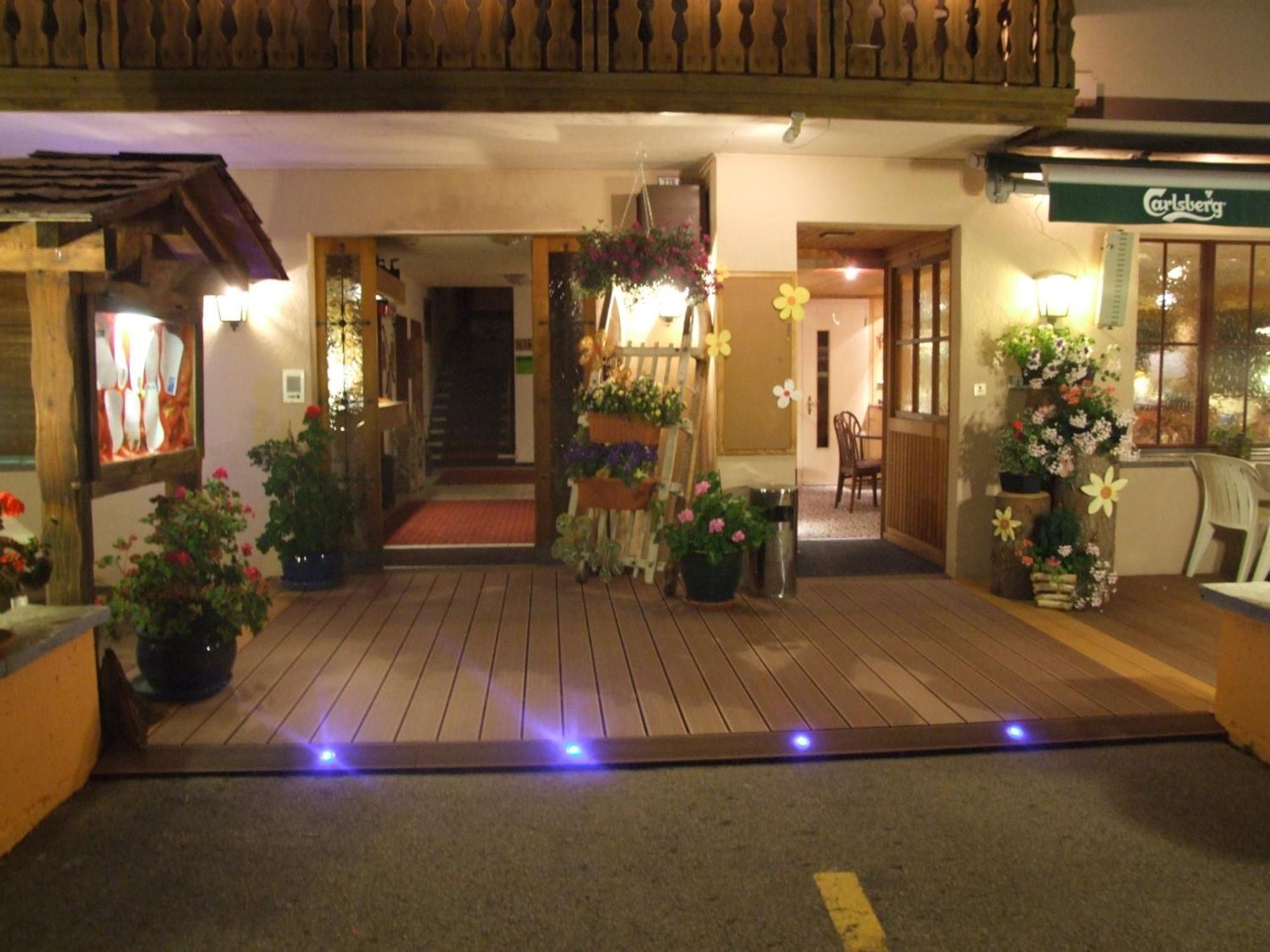 Hotel Mira Sedrun Kültér fotó