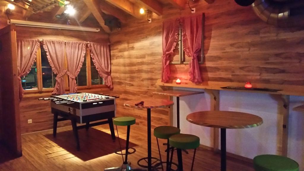 Hotel Mira Sedrun Kültér fotó