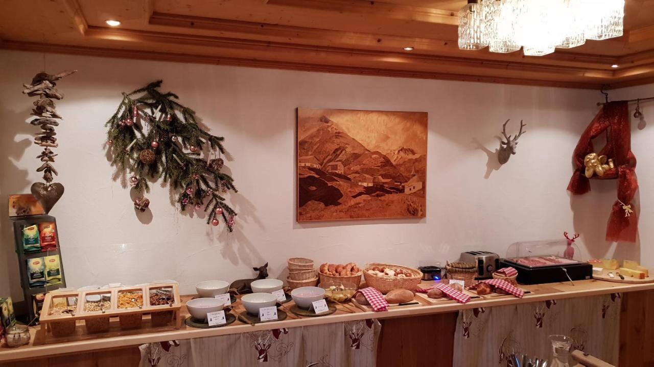 Hotel Mira Sedrun Kültér fotó