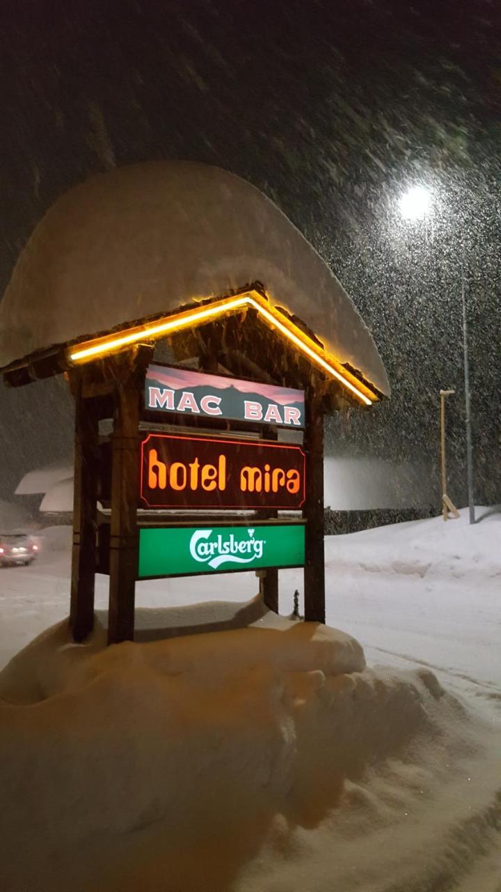 Hotel Mira Sedrun Kültér fotó