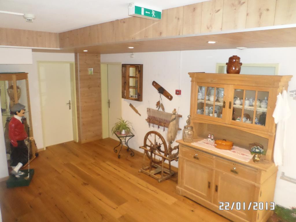 Hotel Mira Sedrun Kültér fotó
